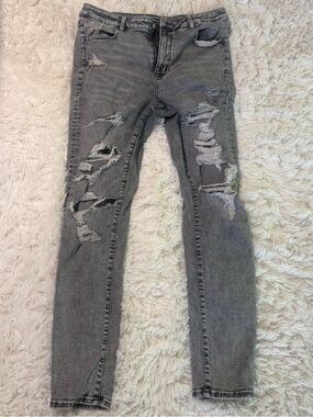 American eagle ripped jeans